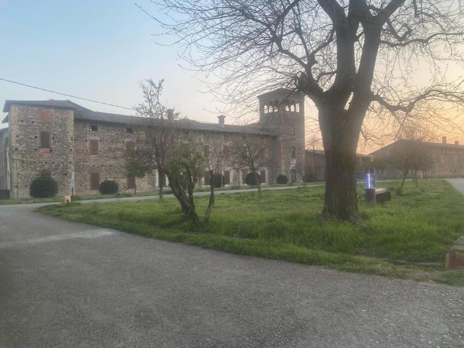 Appartamento Medea Cavernago Kültér fotó